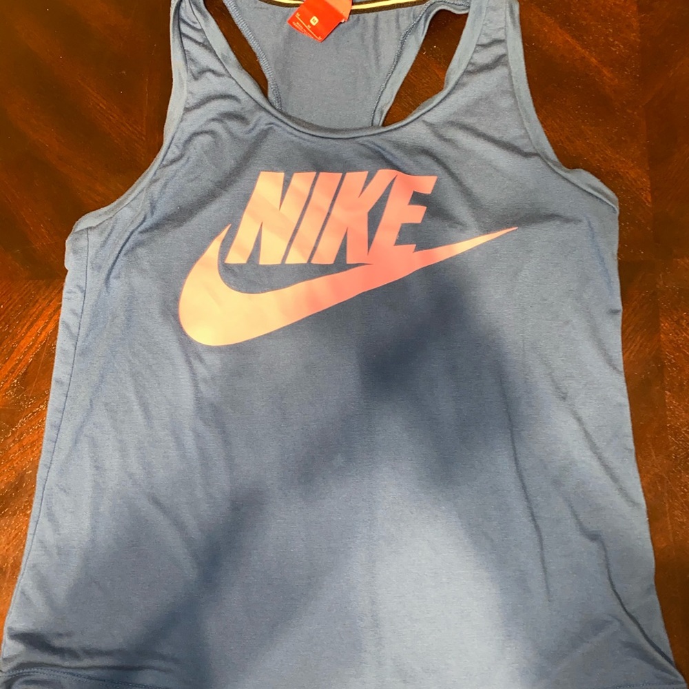 Nike tank